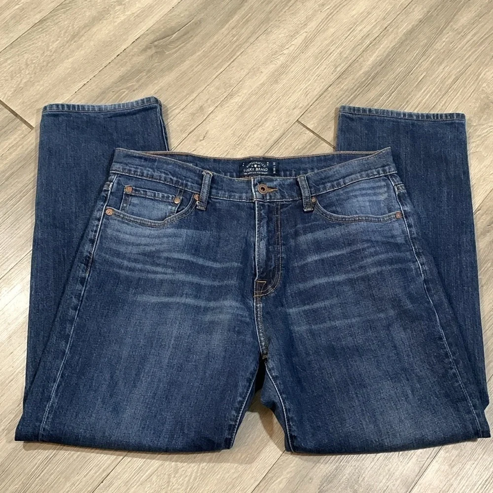 Lucky‎ Brand 221 Original Straight Medium Wash Jeans size 33